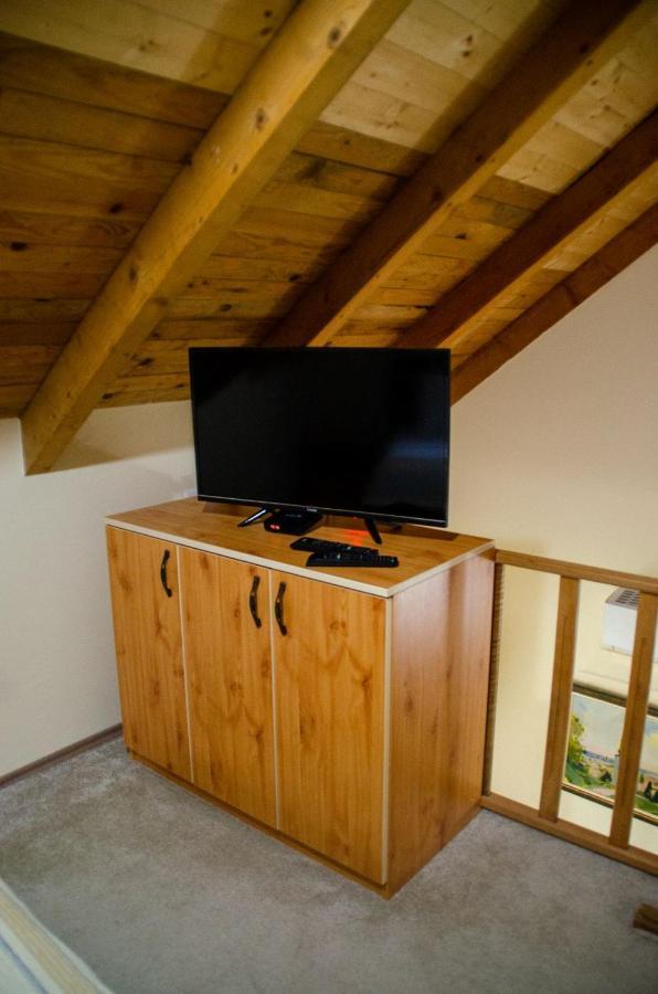 Brvnare Ala Vrdnik Villa ภายนอก รูปภาพ